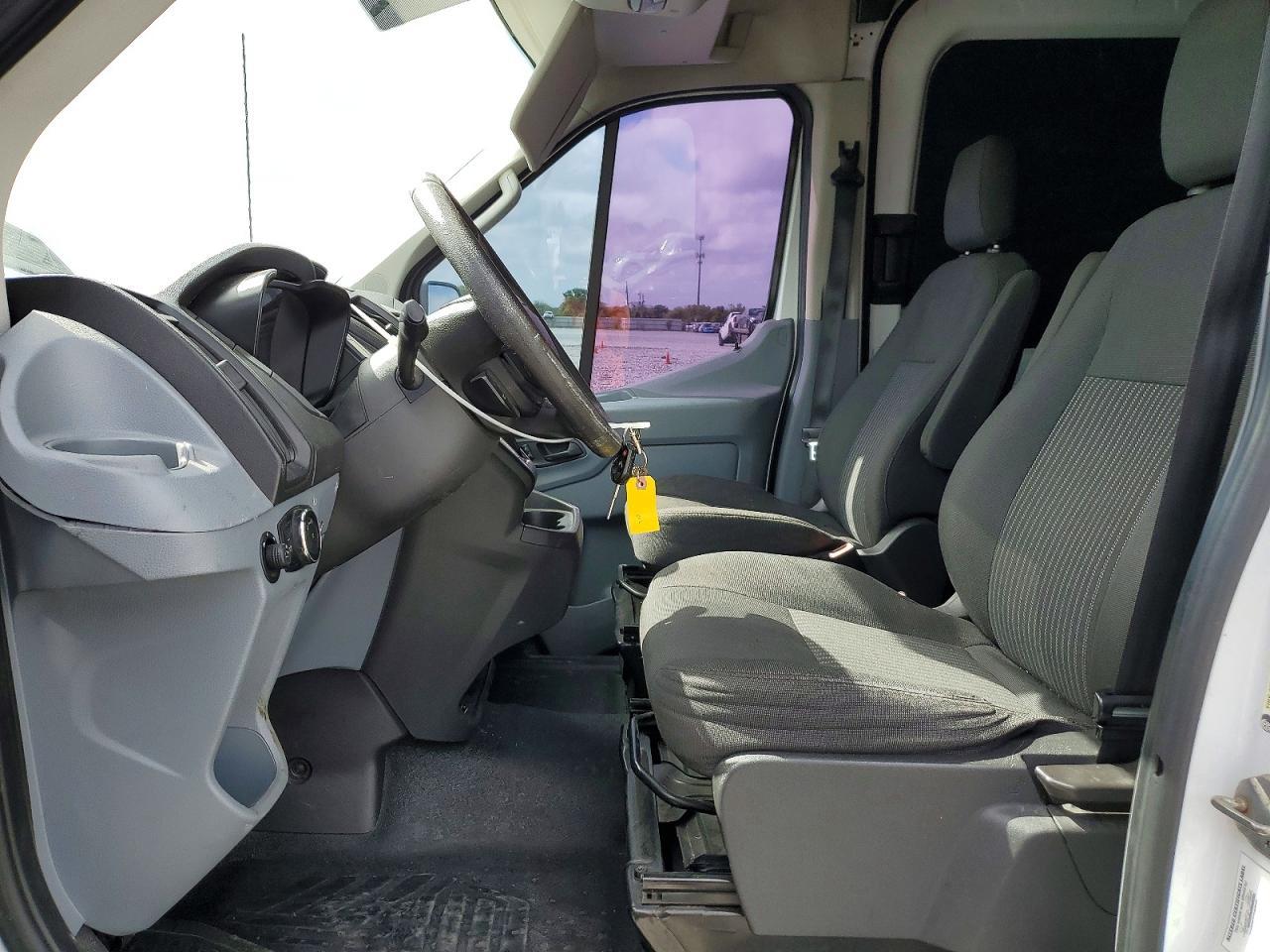 2015 Ford Transit 250 Delivery Van