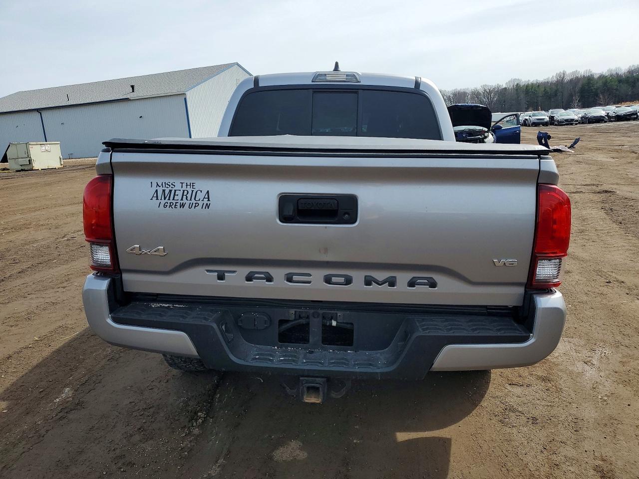 2021 Toyota Tacoma SR V6