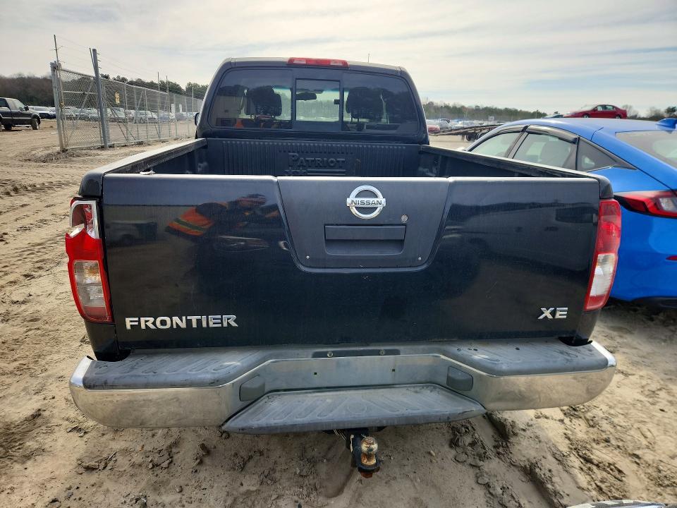 2006 Nissan Frontier XE