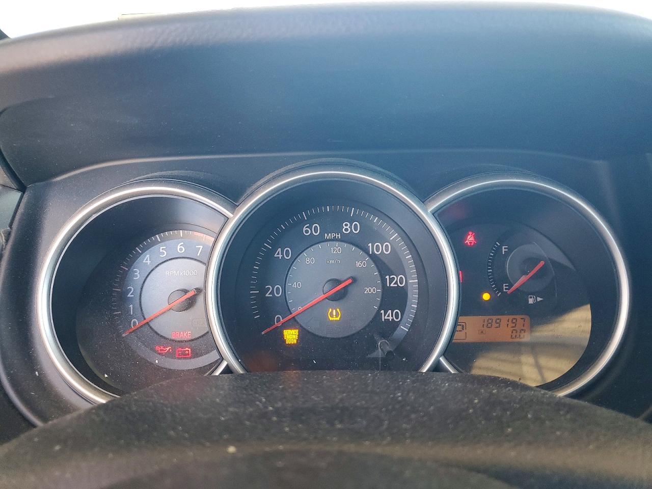 2009 Nissan Versa 1.8 s
