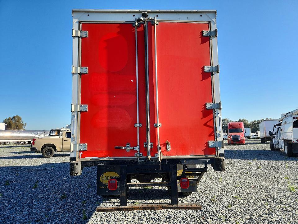 2018 Freightliner Business Class M2 BOX Truck