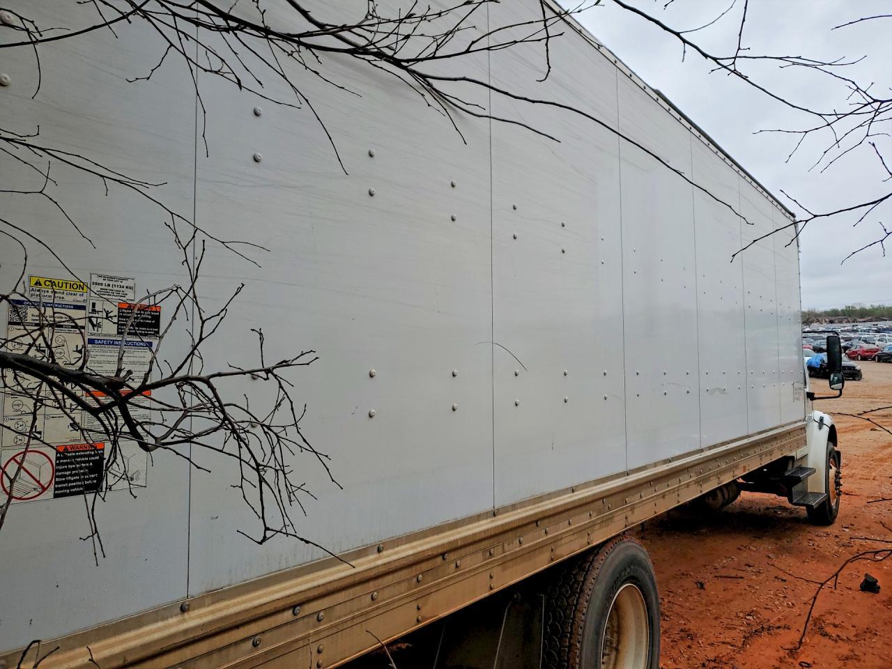 2020 Freigliner 2020 Freightliner Business Class M2 BOX Truck