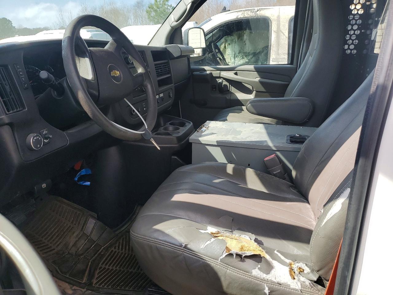 2013 Chev Rolet Express 2500 Utility / Service Van