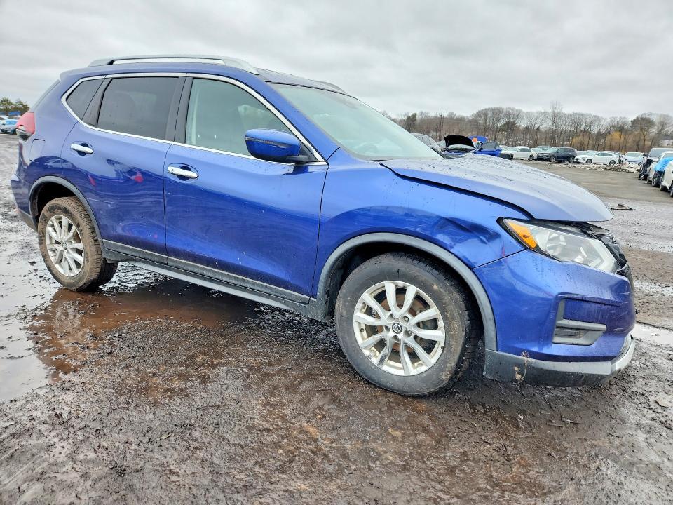 2019 Nissan Rogue sv