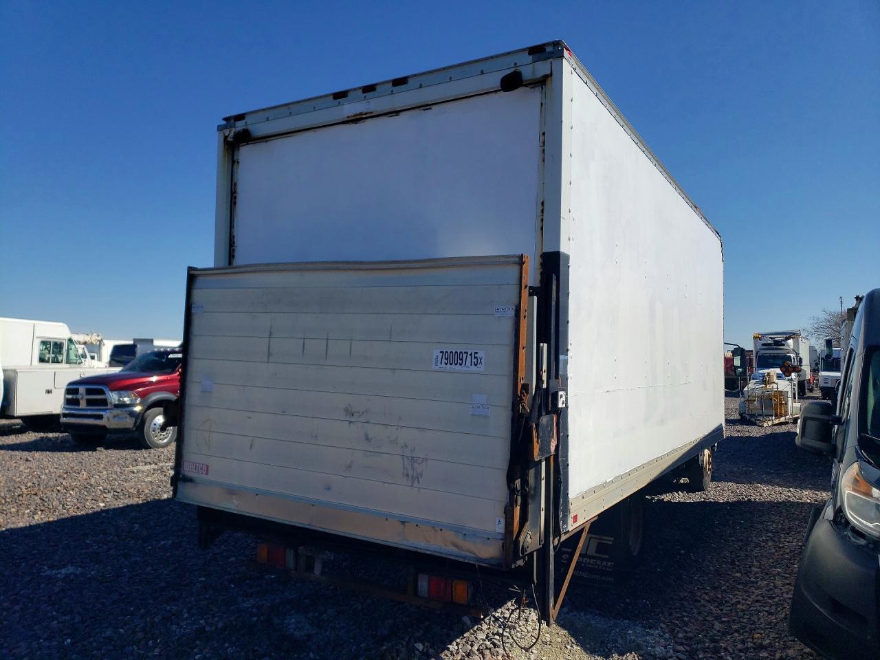 2013 Isuzu NPR HD BOX Truck