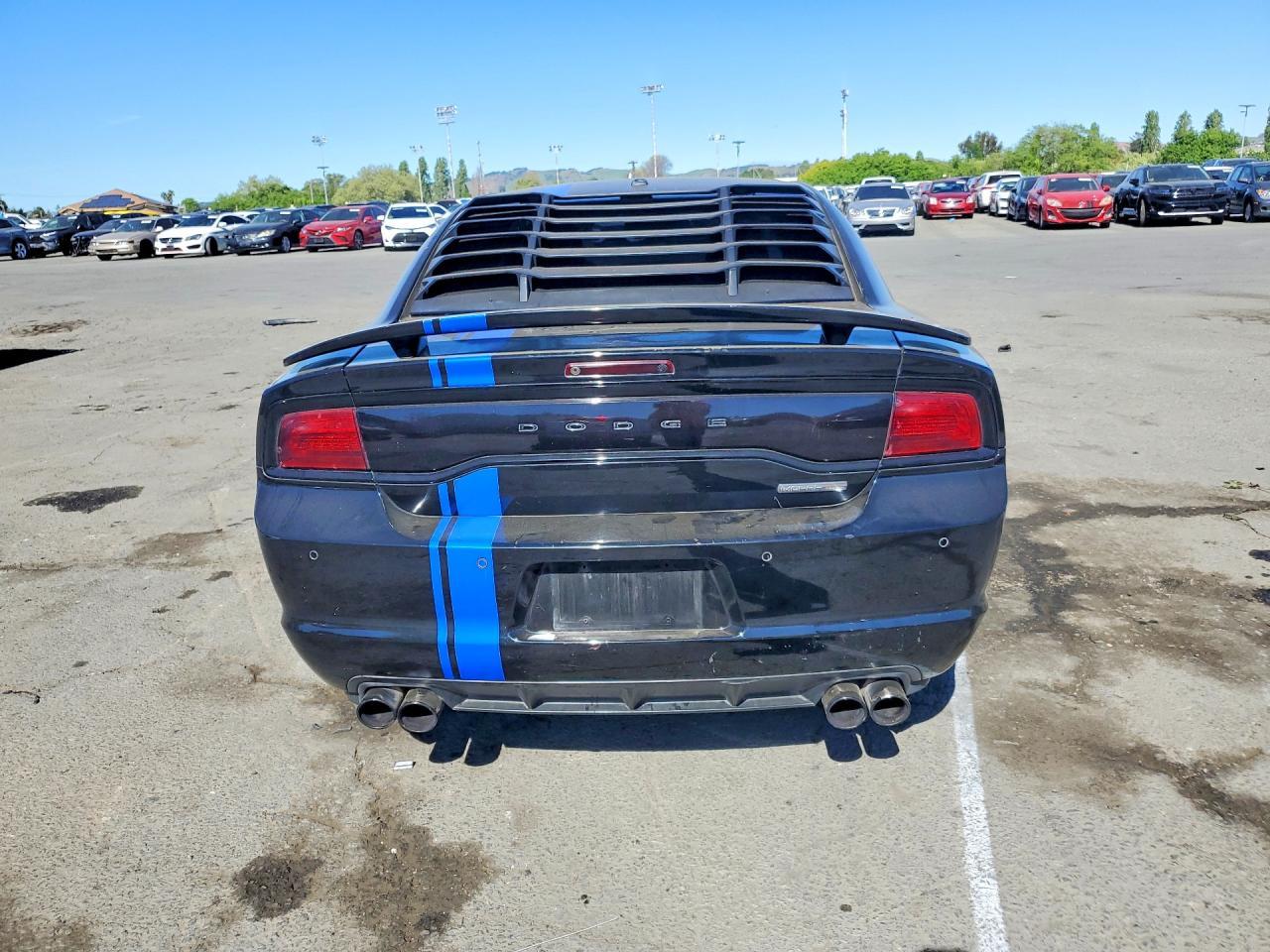 2011 Dodge Charger r