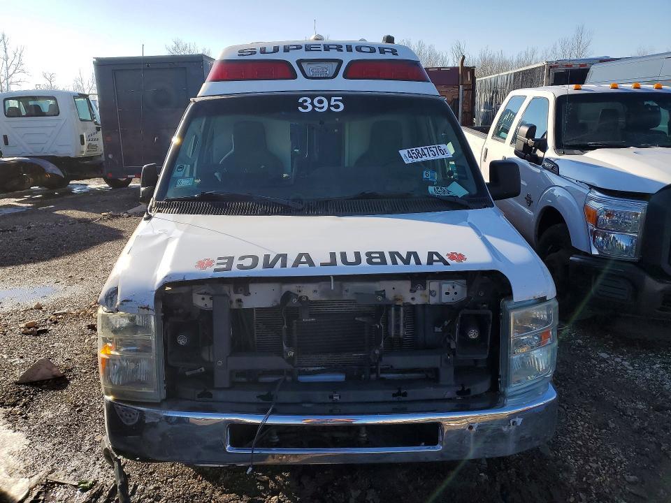 2009 Ford E-350 Ambulance