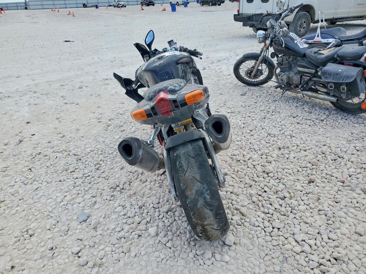 2007 Aprilia RSV 1000 R