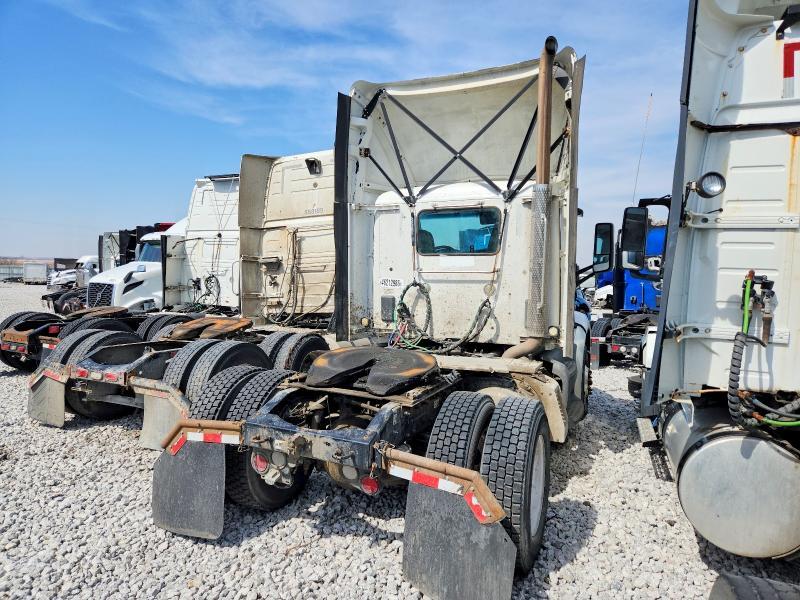 2017 Peterbilt 579 Semi Truck