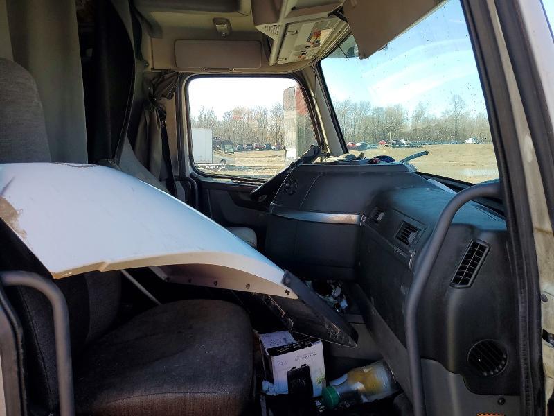 2019 Volvo VNL Semi Truck