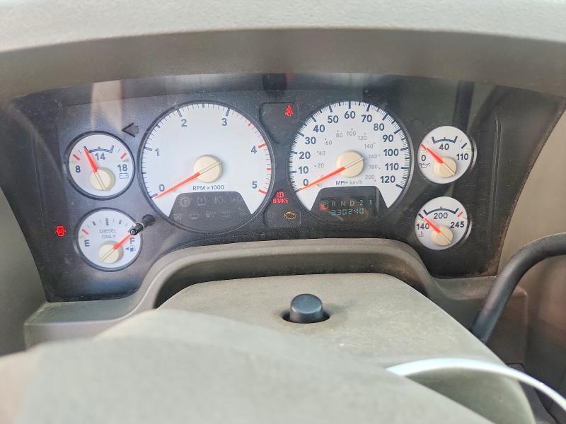 2006 Dodge RAM Flatbed Truck