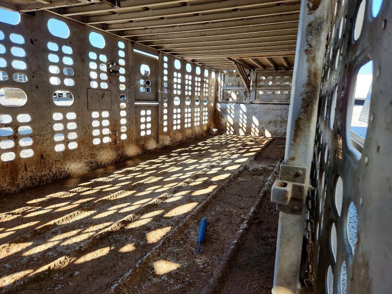 2010 Wilson Trailer 2010 Wilson PSDCL-402 Livestock Trailer