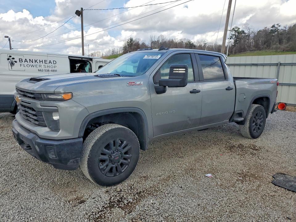 2025 Chevrolet Silverado K2500 Custom