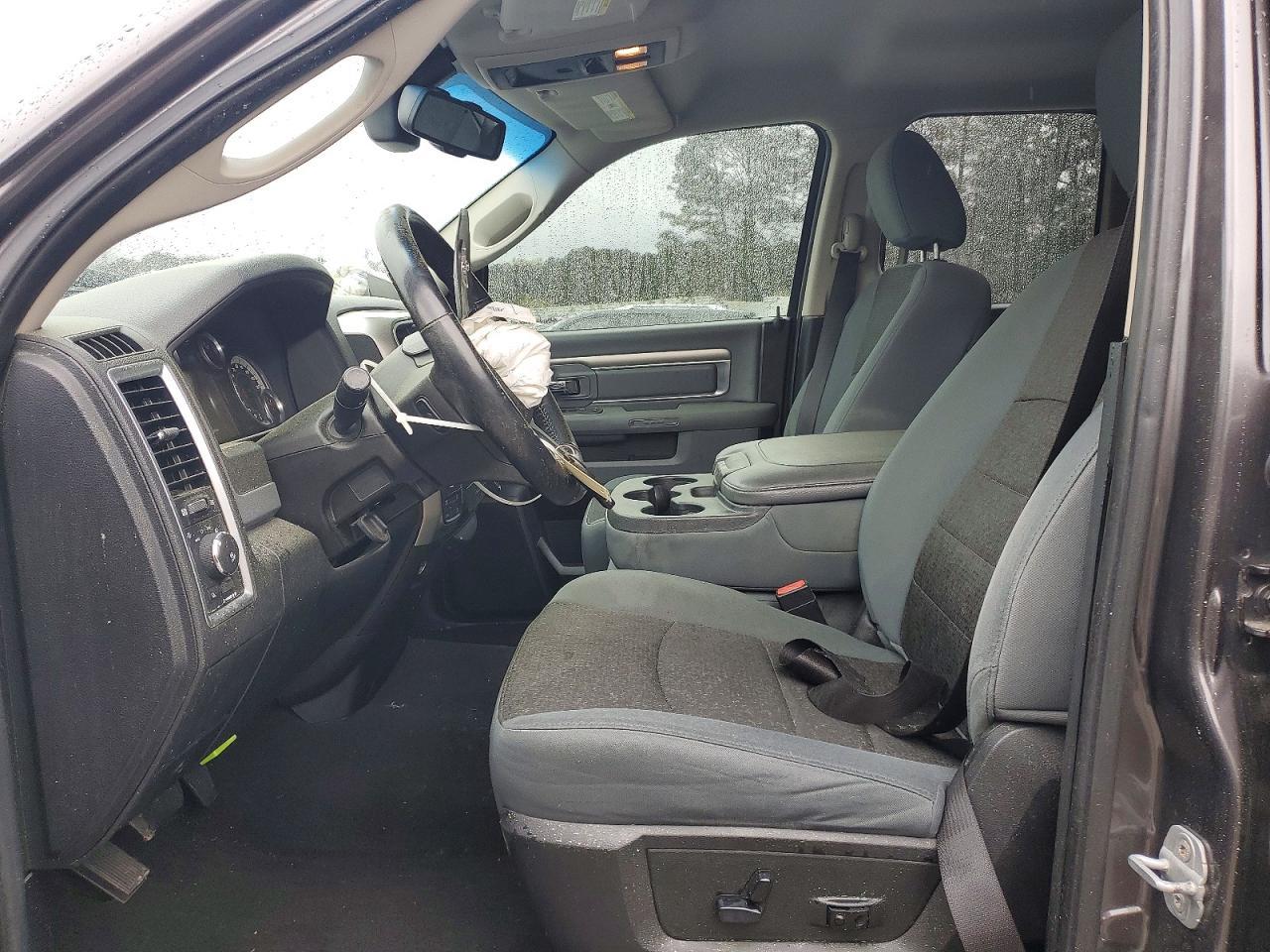 2014 Dodge RAM 1500 SLT