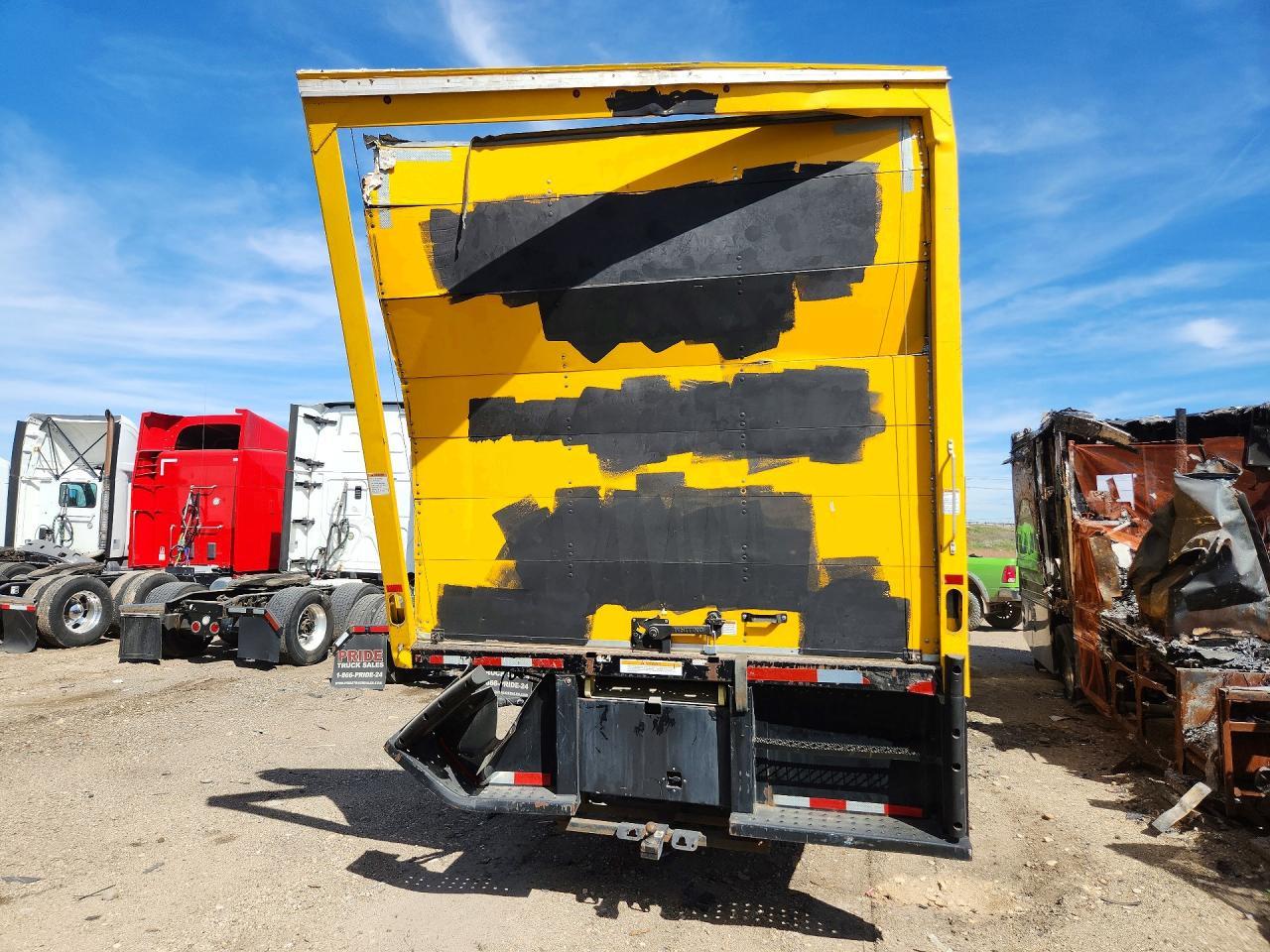 2022 International MV607 BOX Truck