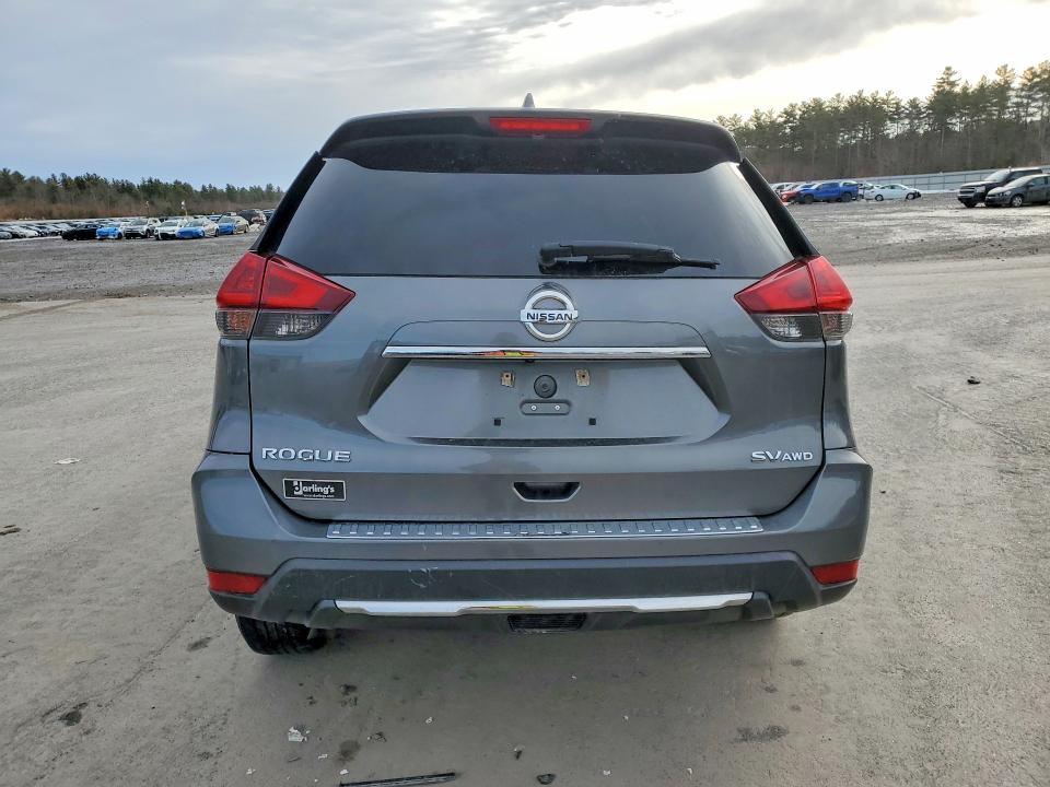 2018 Nissan Rogue sv