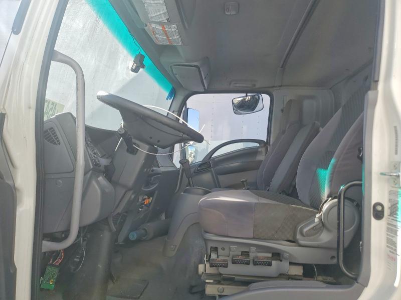 2021 Isuzu FTR BOX Truck