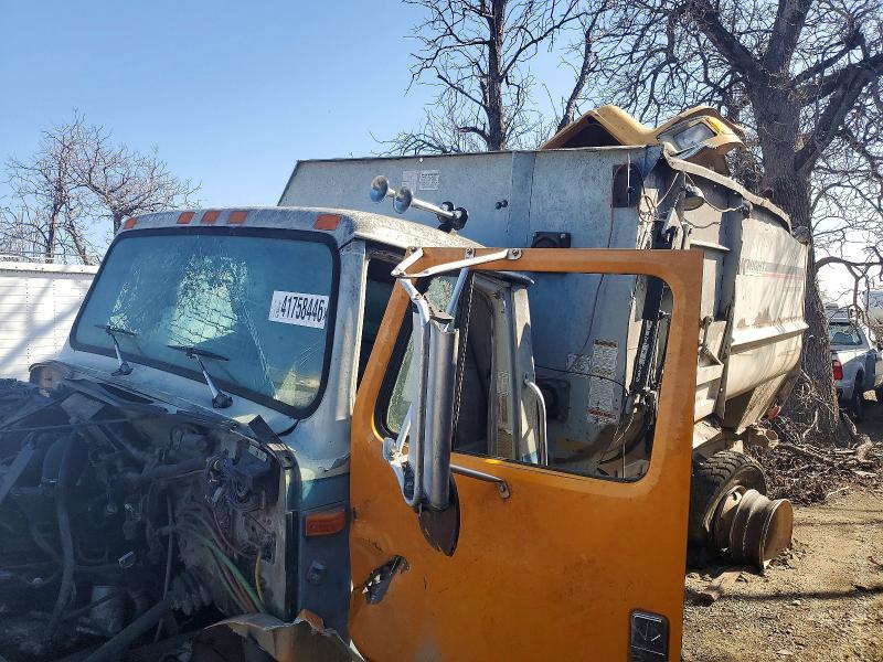 1997 International 4000 4900