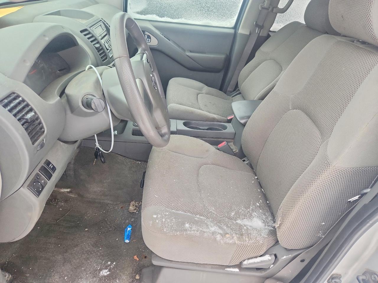 2005 Nissan Frontier SE