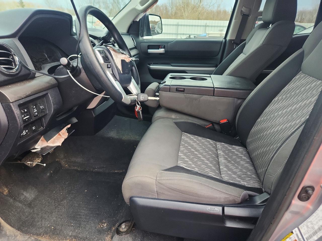 2018 Toyota Tundra SR5