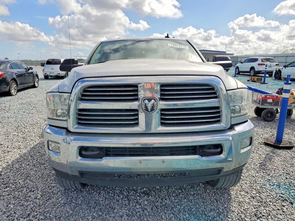 2016 Ram Trucks 3500 SLT