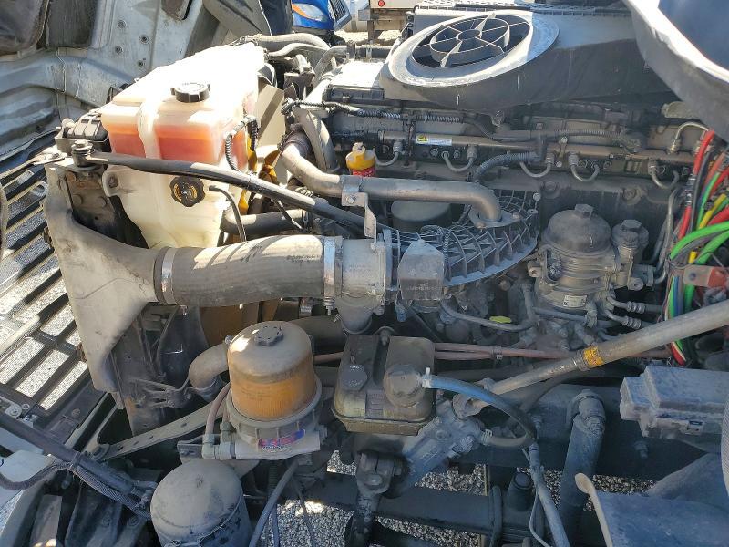 2017 Freigliner 2017 Freightliner Cascadia 125 Semi Truck