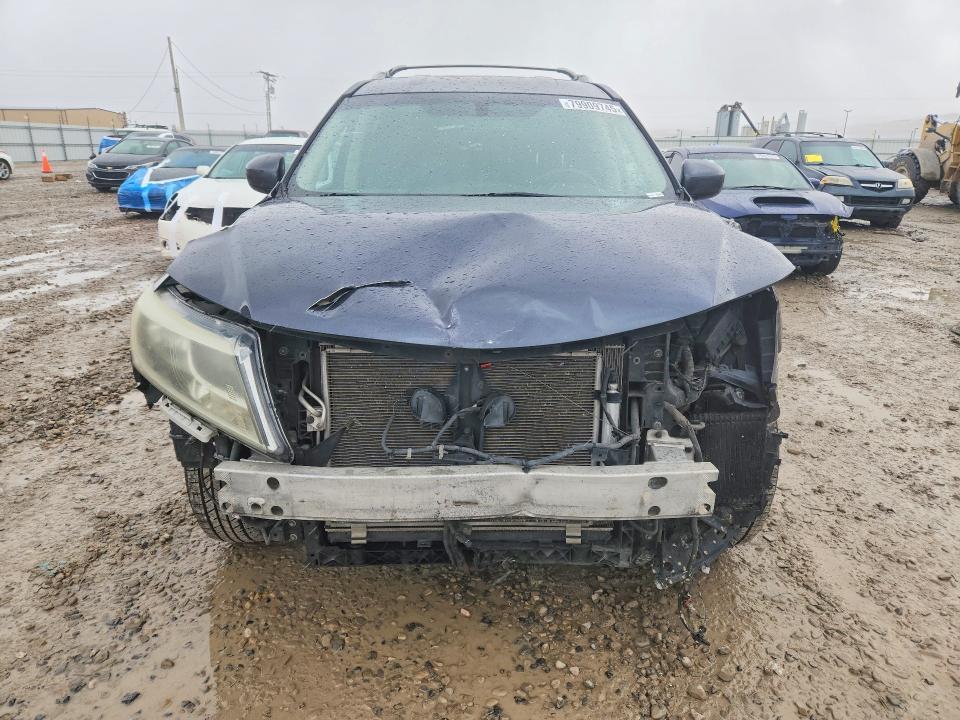 2014 Nissan Pathfinder sv