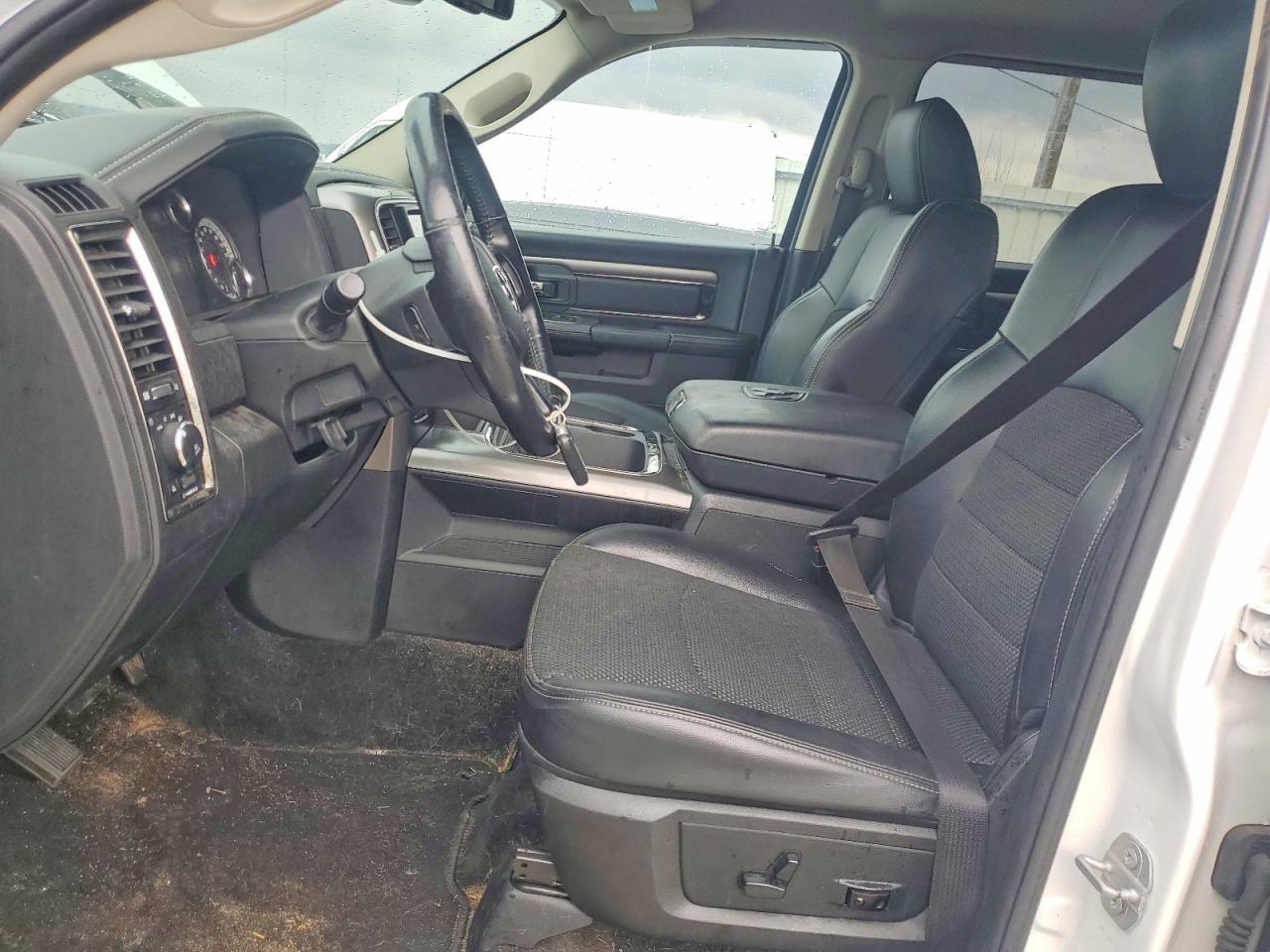 2018 Dodge RAM 1500 Sport