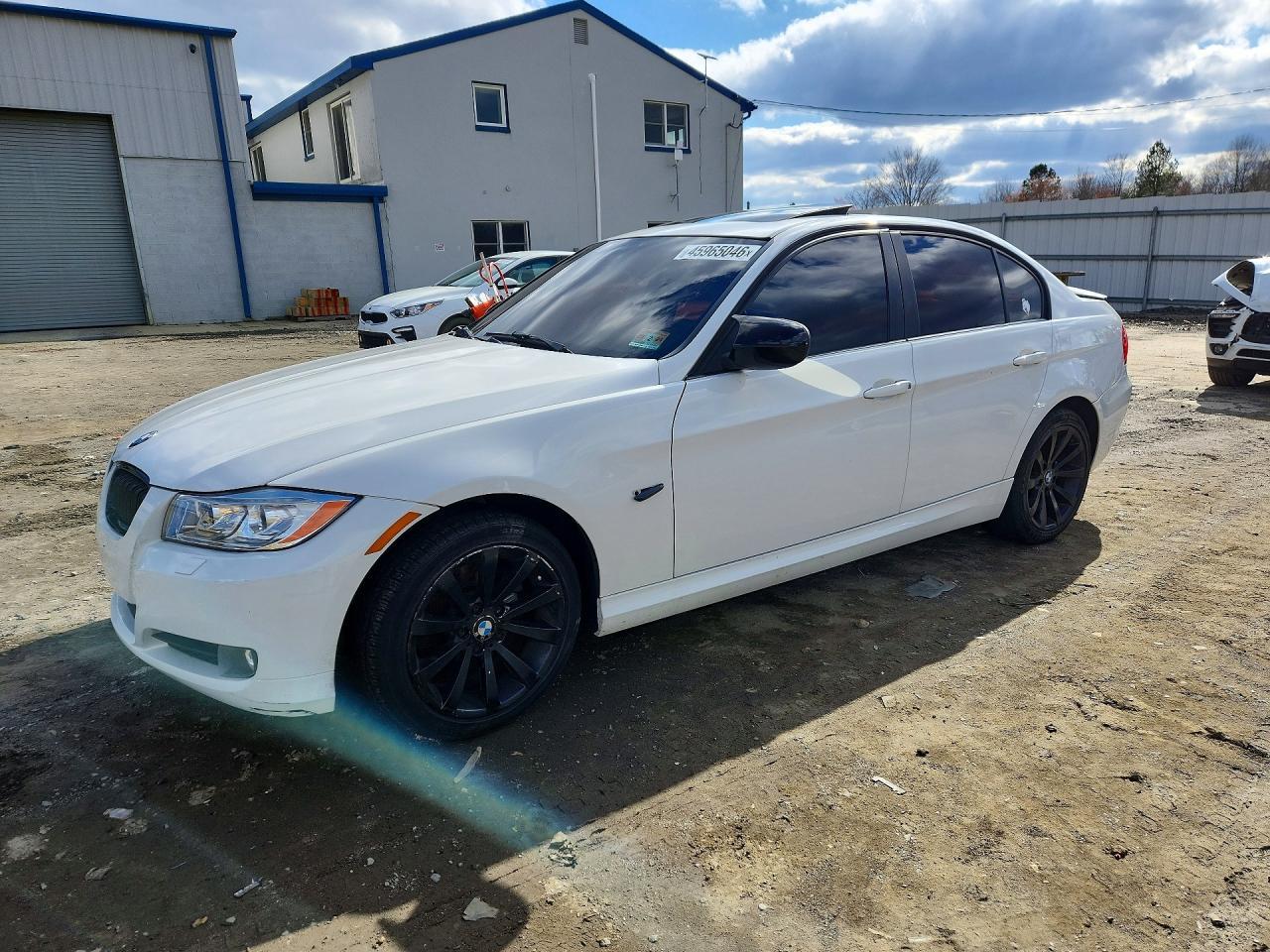 2011 BMW 328 xi Sulev