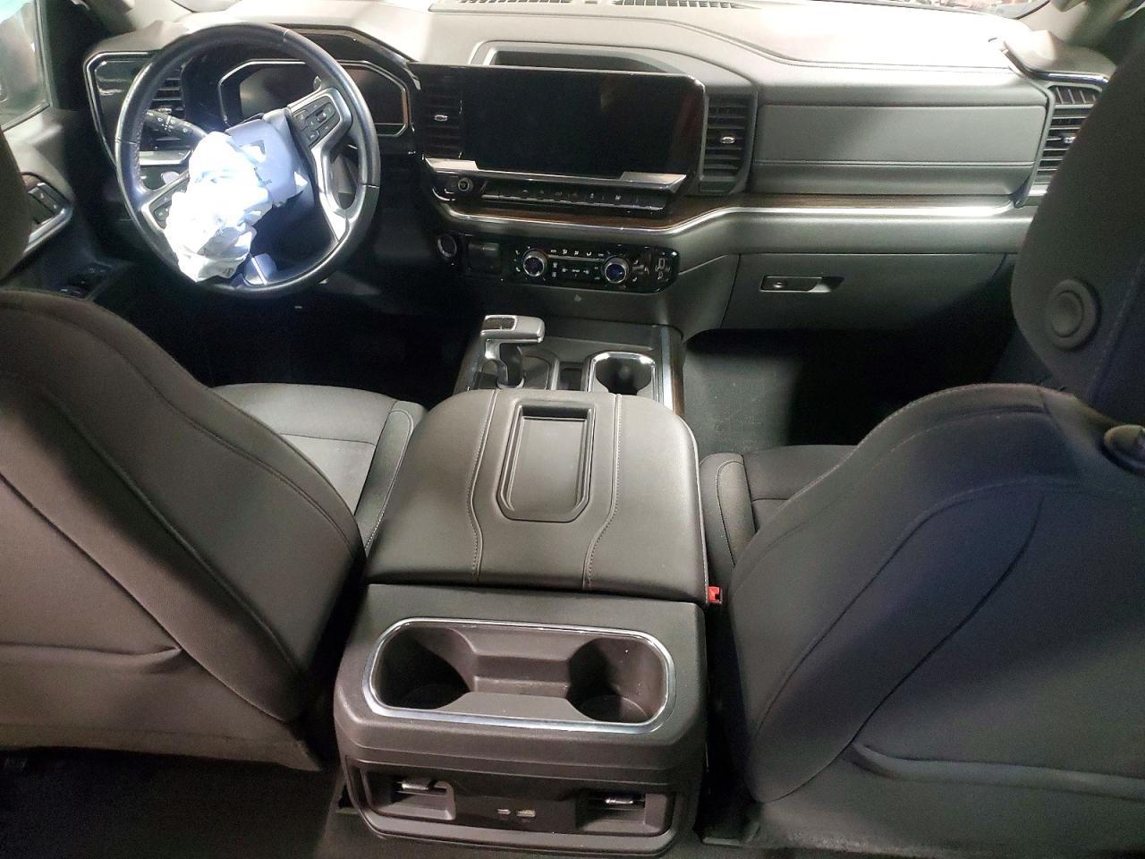 2022 Chevrolet Silverado K1500 RST