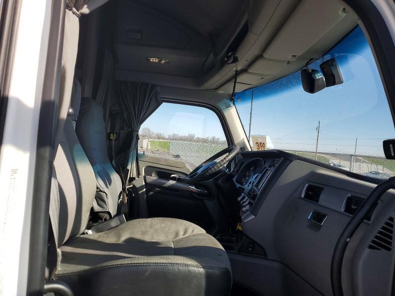 2020 Kenworth Construction T680