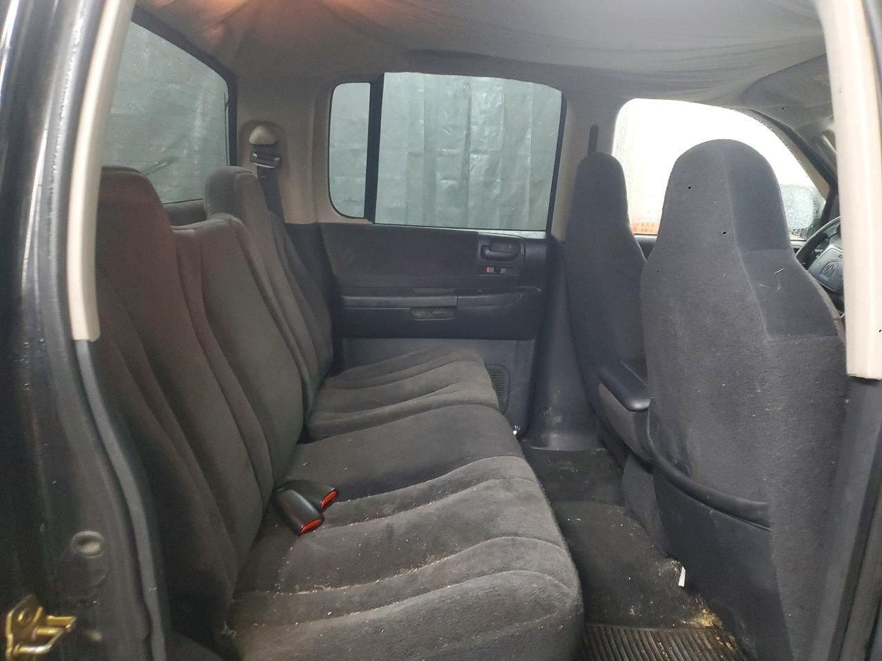 2004 Dodge Dakota Quad SLT