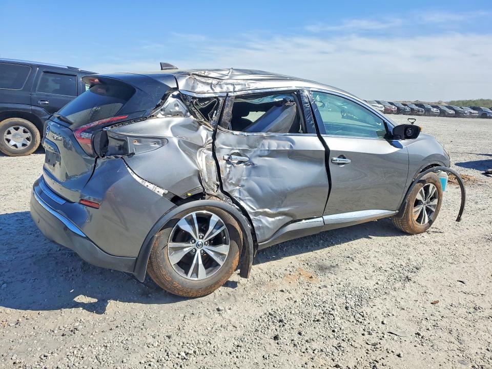 2022 Nissan Murano s