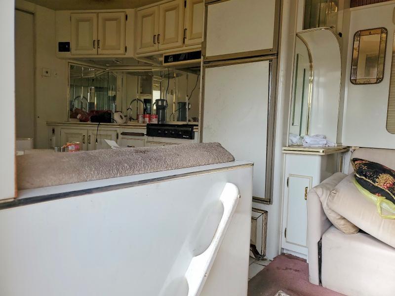 1993 Gulf Stream 1992 Spartan Motorhome