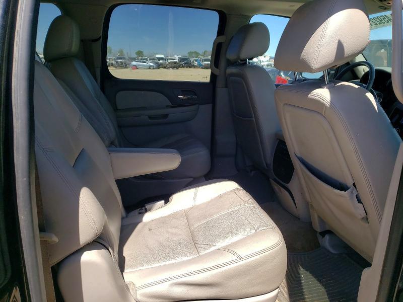 2012 Chevrolet Suburban C1500 lt