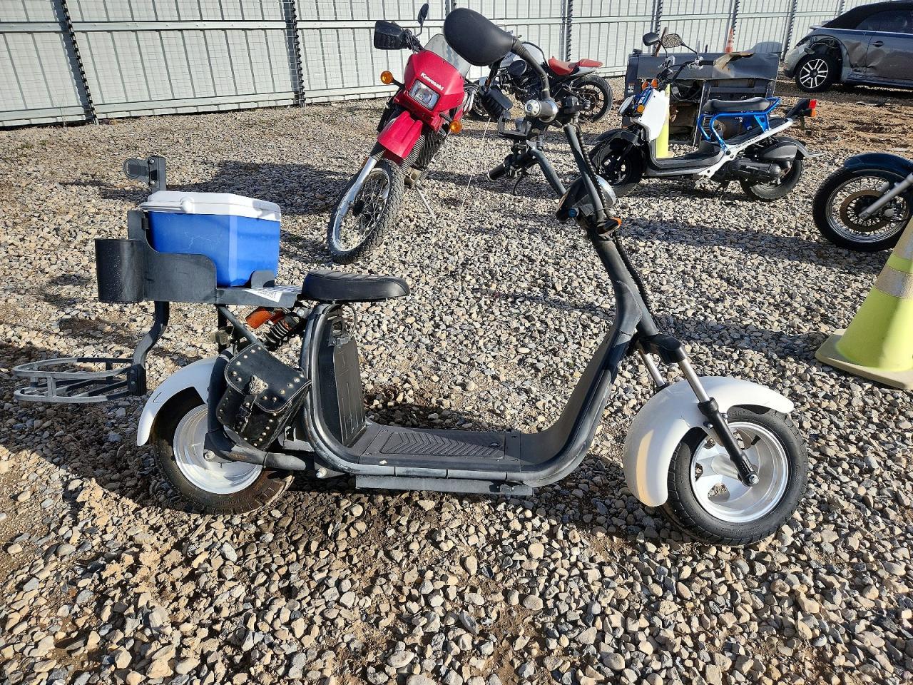2016 Other Snow Mobiles Scooterlif