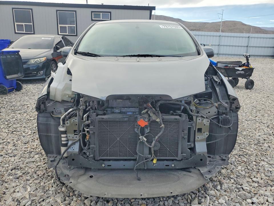 2015 Nissan Leaf sv