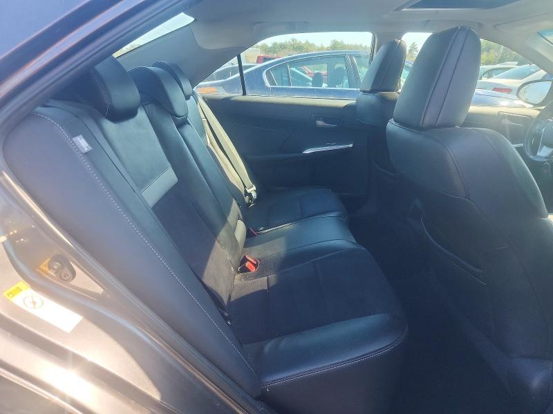 2014 Toyota Camry se