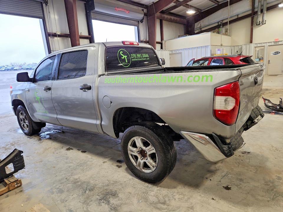 2016 Toyota Tundra SR5