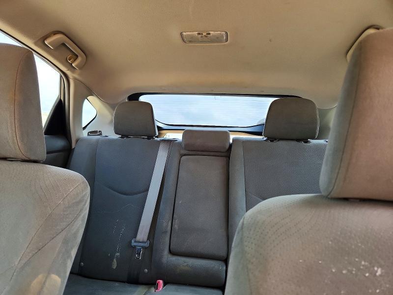 2010 Toyota Prius iii