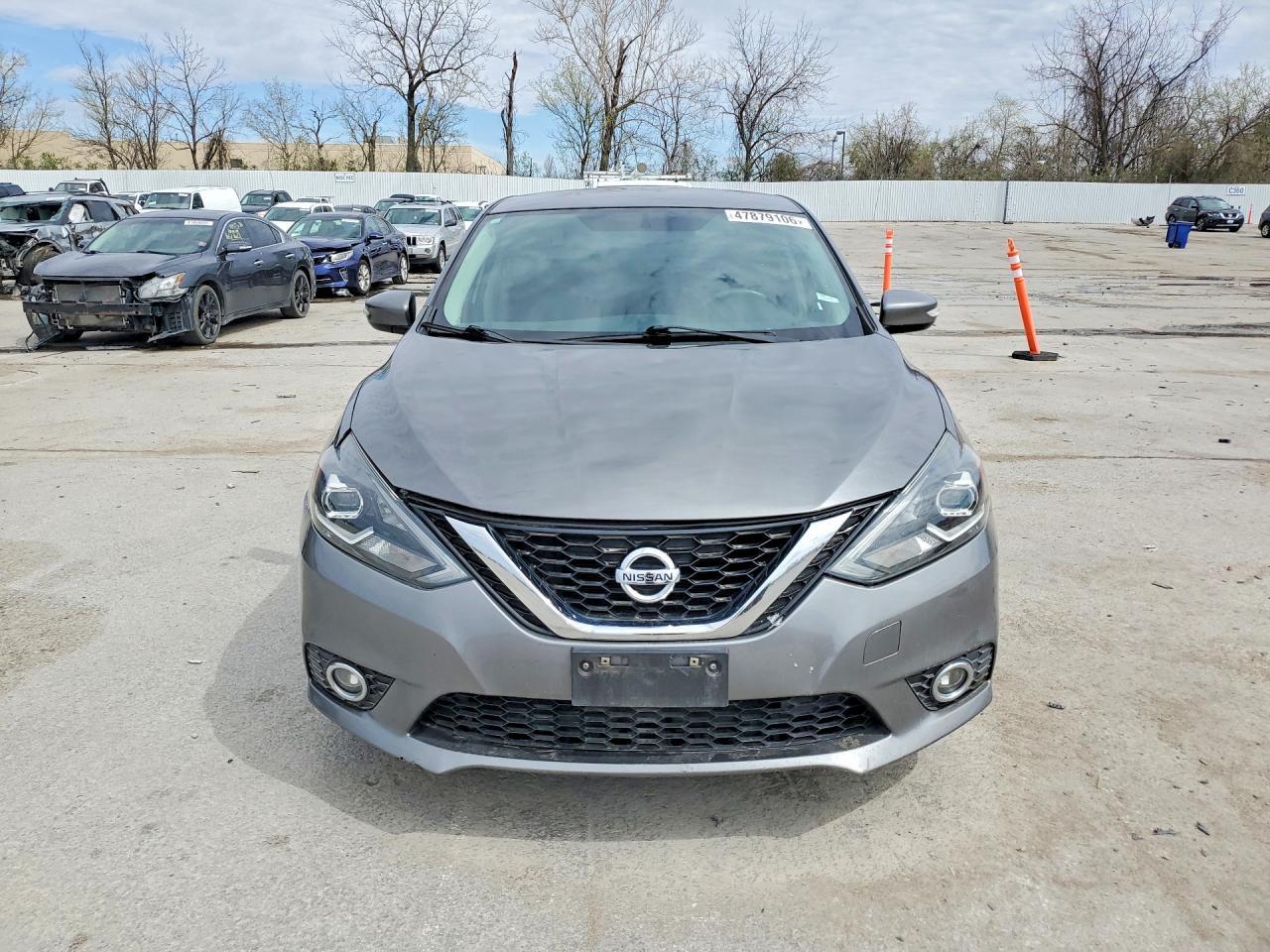 2016 Nissan Sentra sr