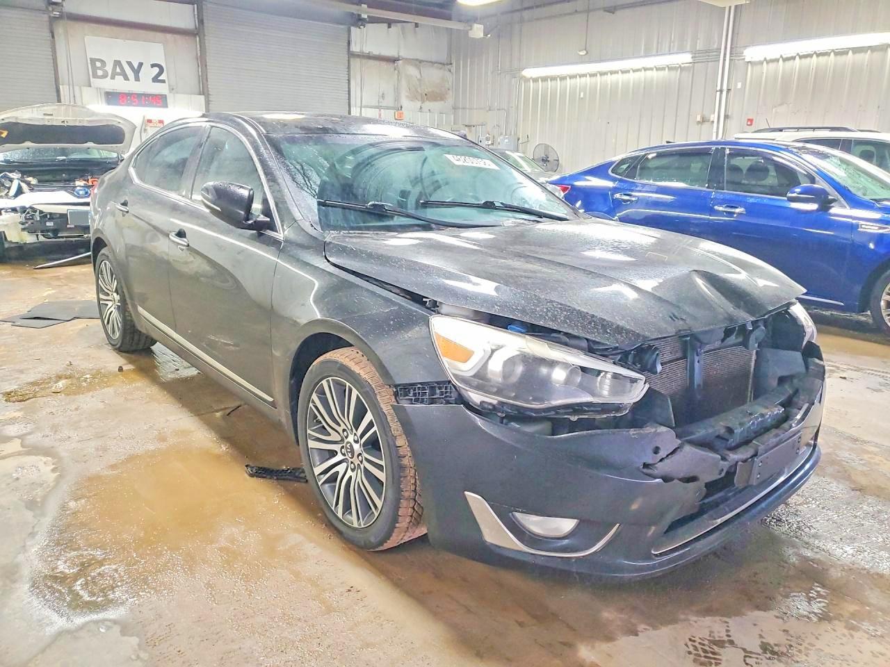 2014 KIA Cadenza Premium