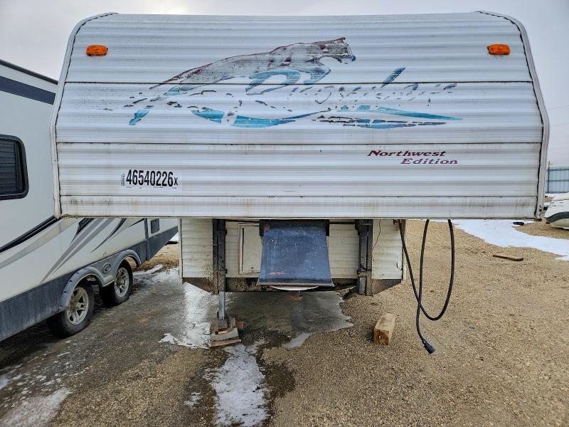 1999 Prowler Recreational Vehicle (RV)