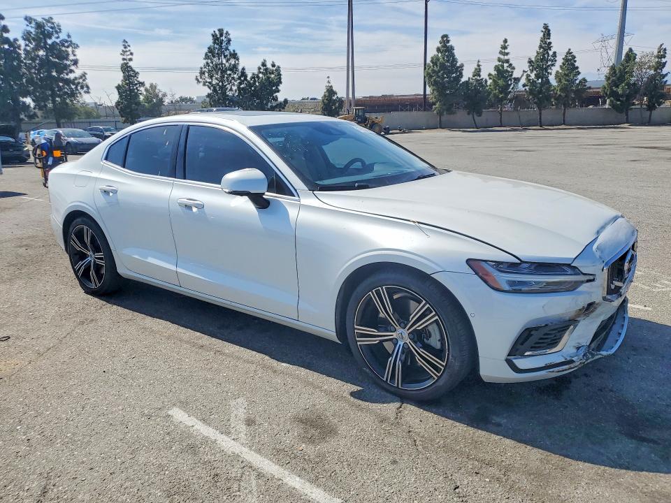 2021 Volvo S60 T8 Recharge Inscription