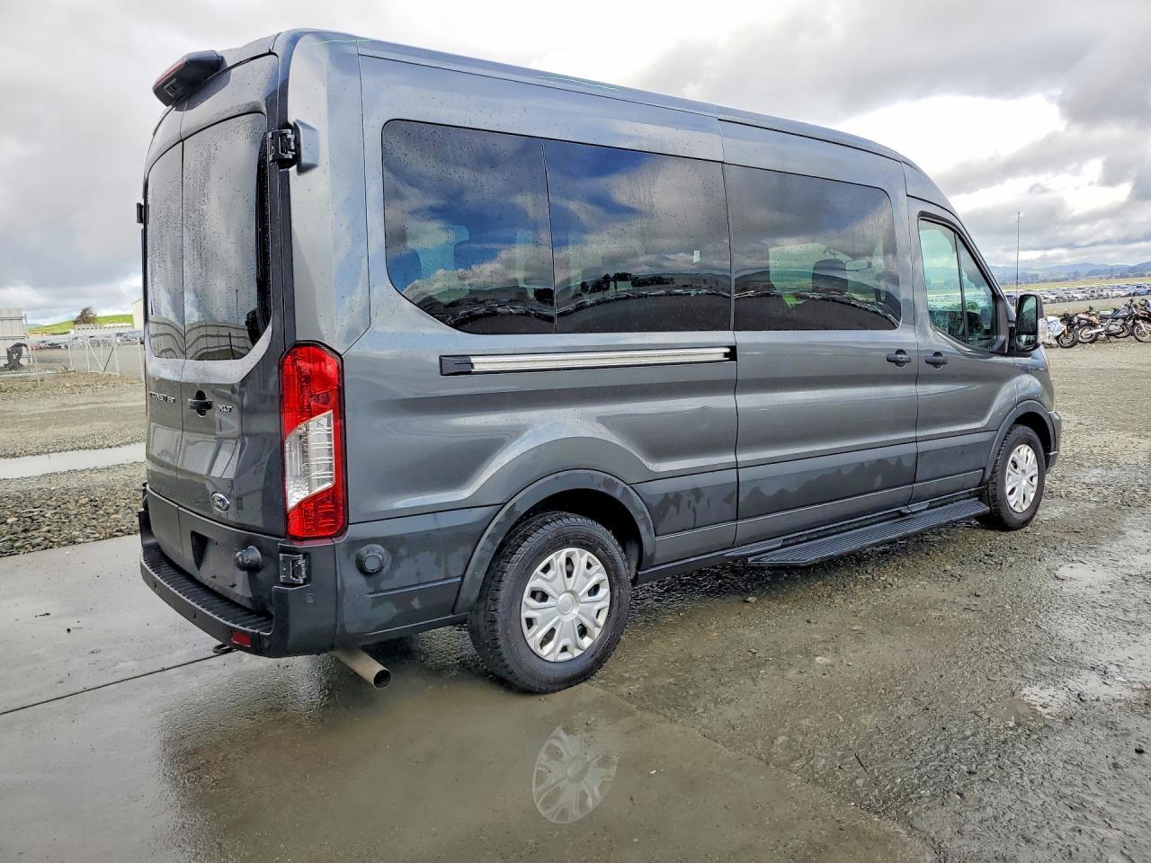 2024 Ford Transit T-350
