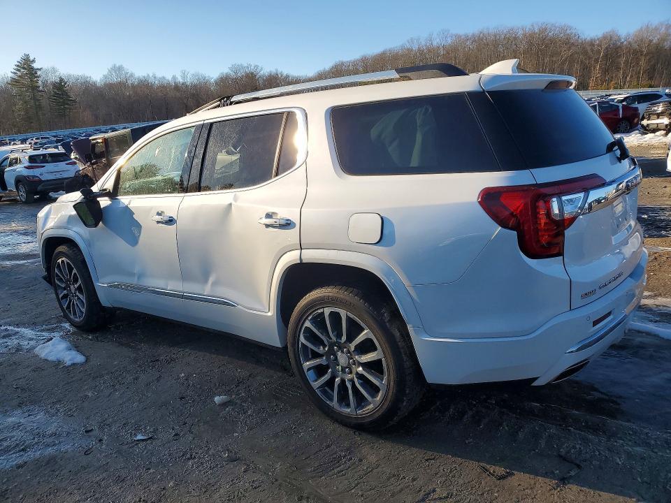 2020 GMC Acadia Denali