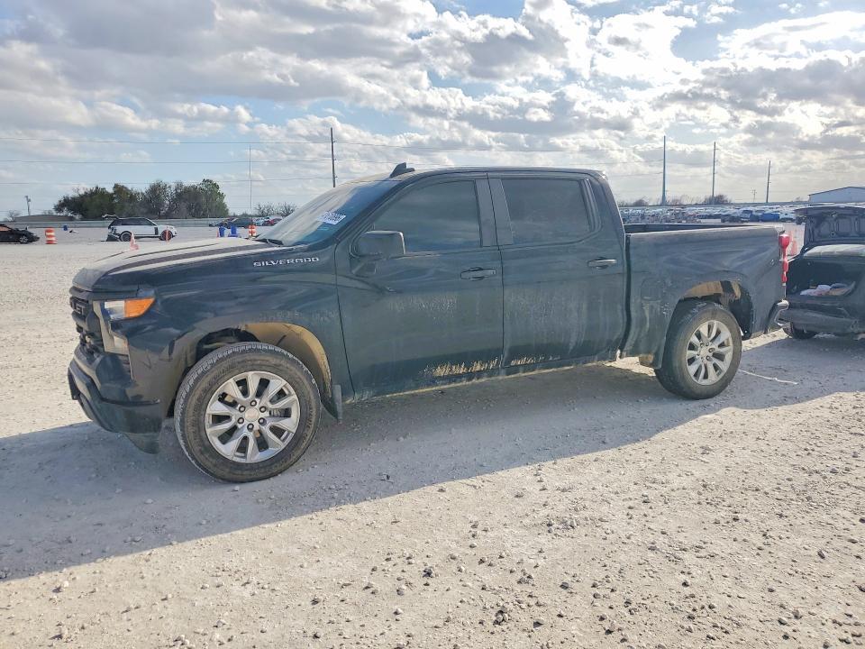 2024 Chevrolet Silverado C1500 Custom