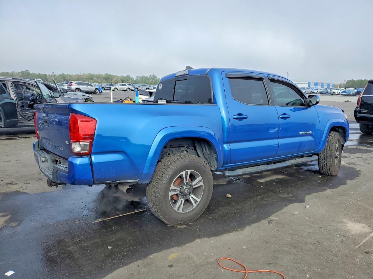 2017 Toyota Tacoma TRD Sport
