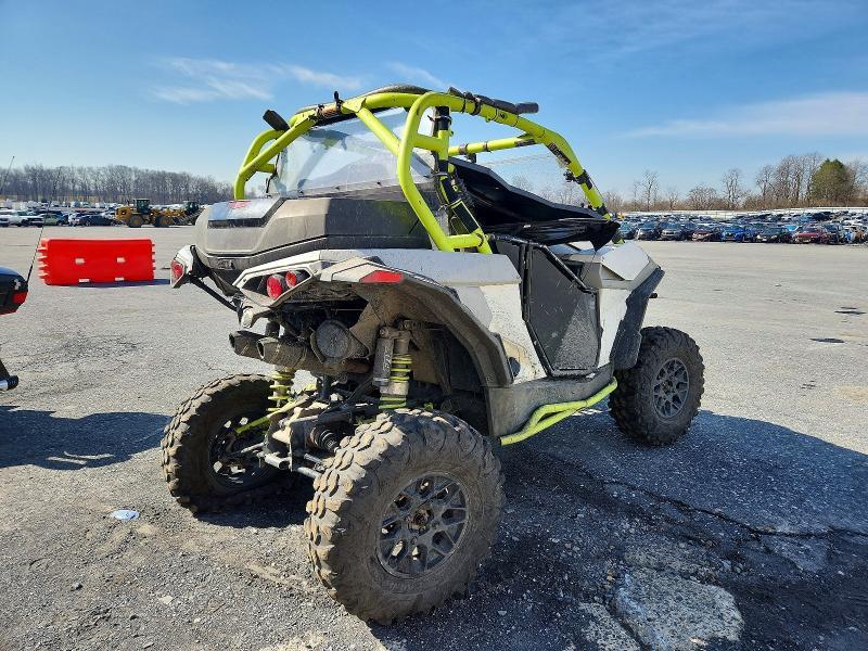 2015 Can-Am Maverick Utility Vehicle