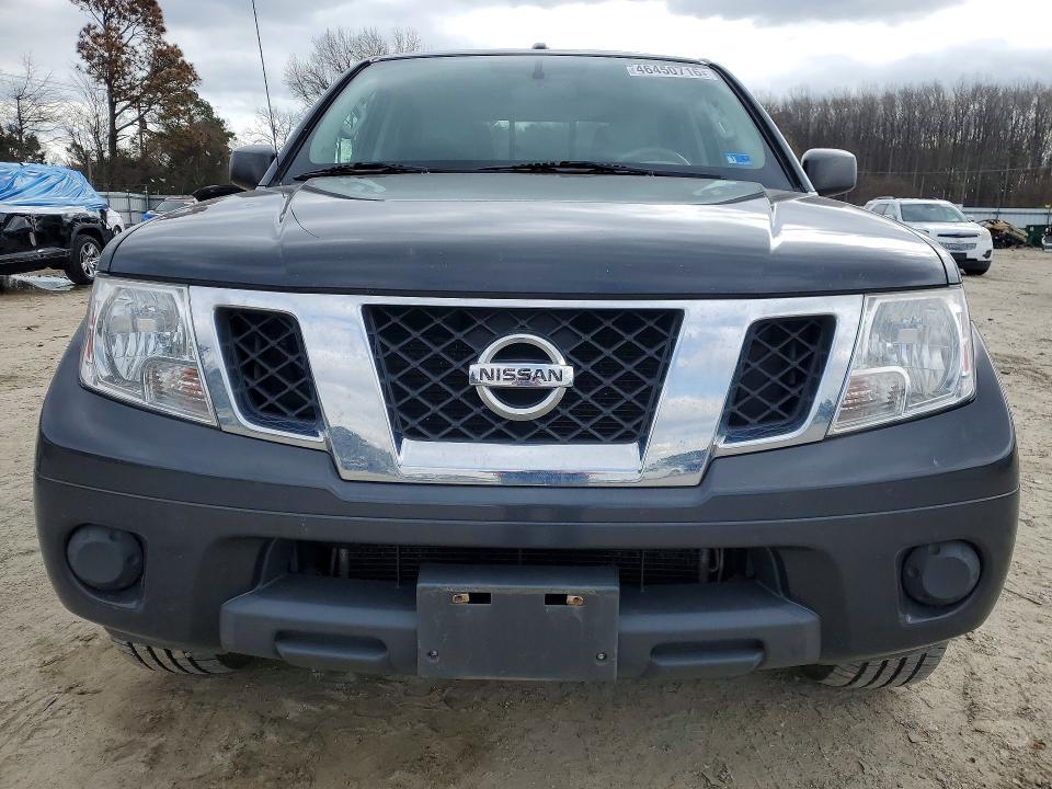 2014 Nissan Frontier sv